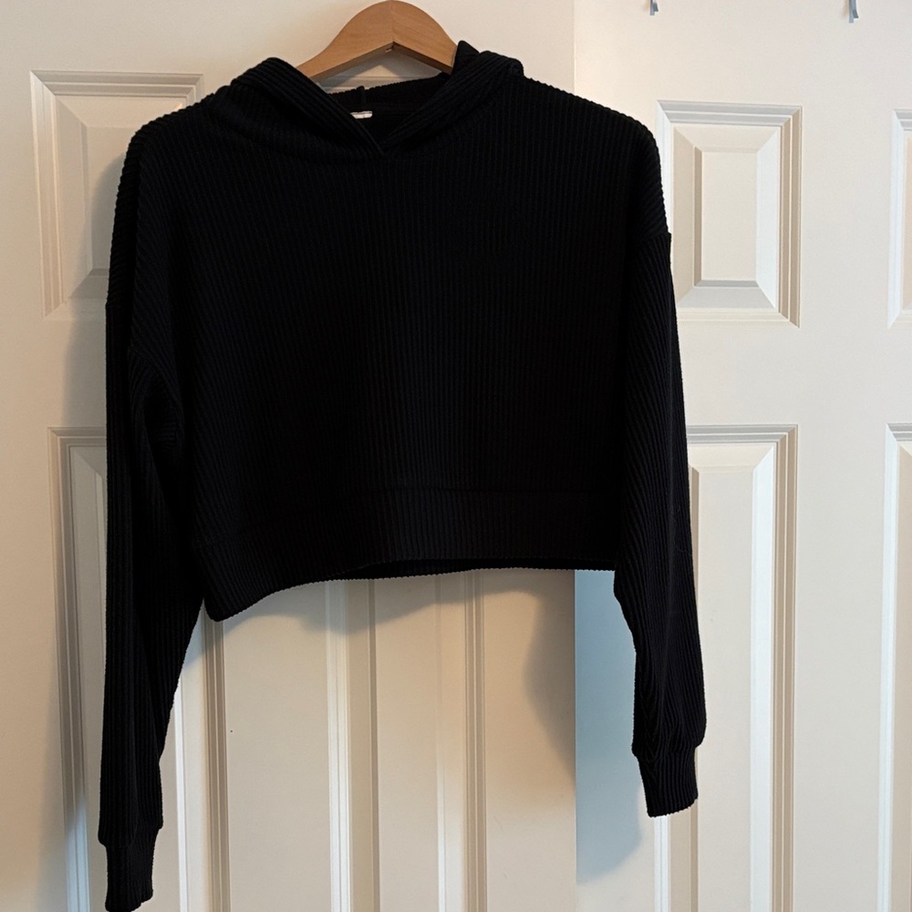 ALO Yoga Black Ribbed Cropped Hoodie Size Small/Medium